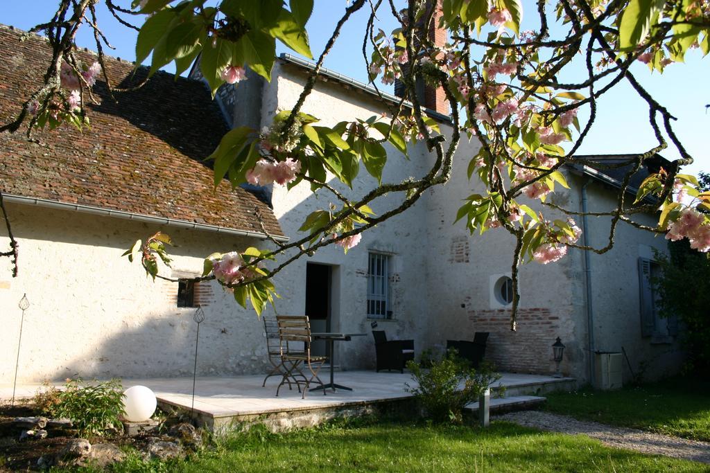 Les Charlotieres Villa Chailles  Exteriör bild