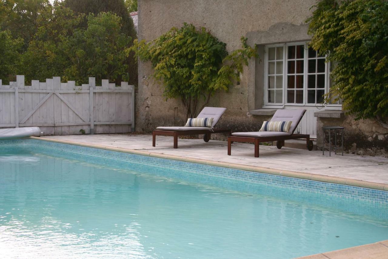 Les Charlotieres Villa Chailles  Exteriör bild